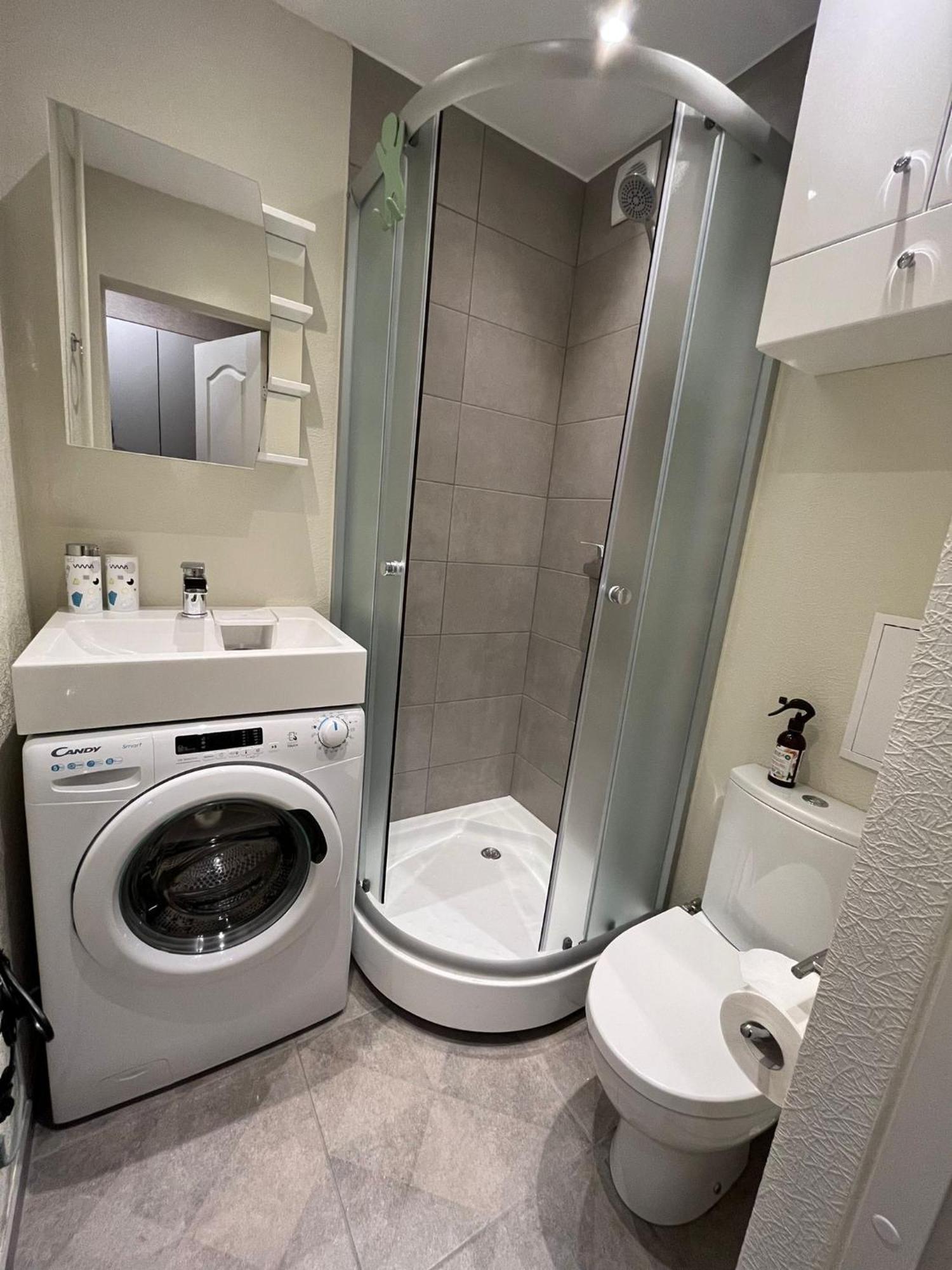 Beautiful Apartment Great Location Free Parking 里加 外观 照片